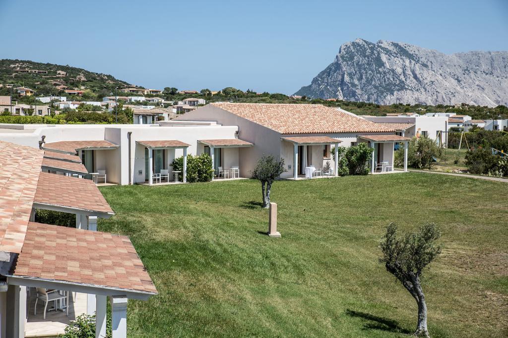 Grande Baia Resort & Spa San Teodoro  Esterno foto