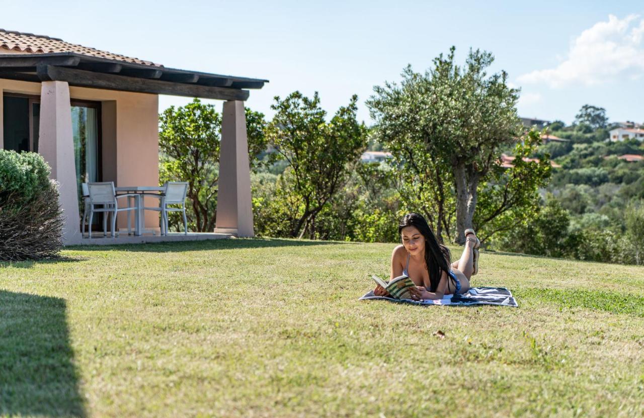 Grande Baia Resort & Spa San Teodoro  Esterno foto